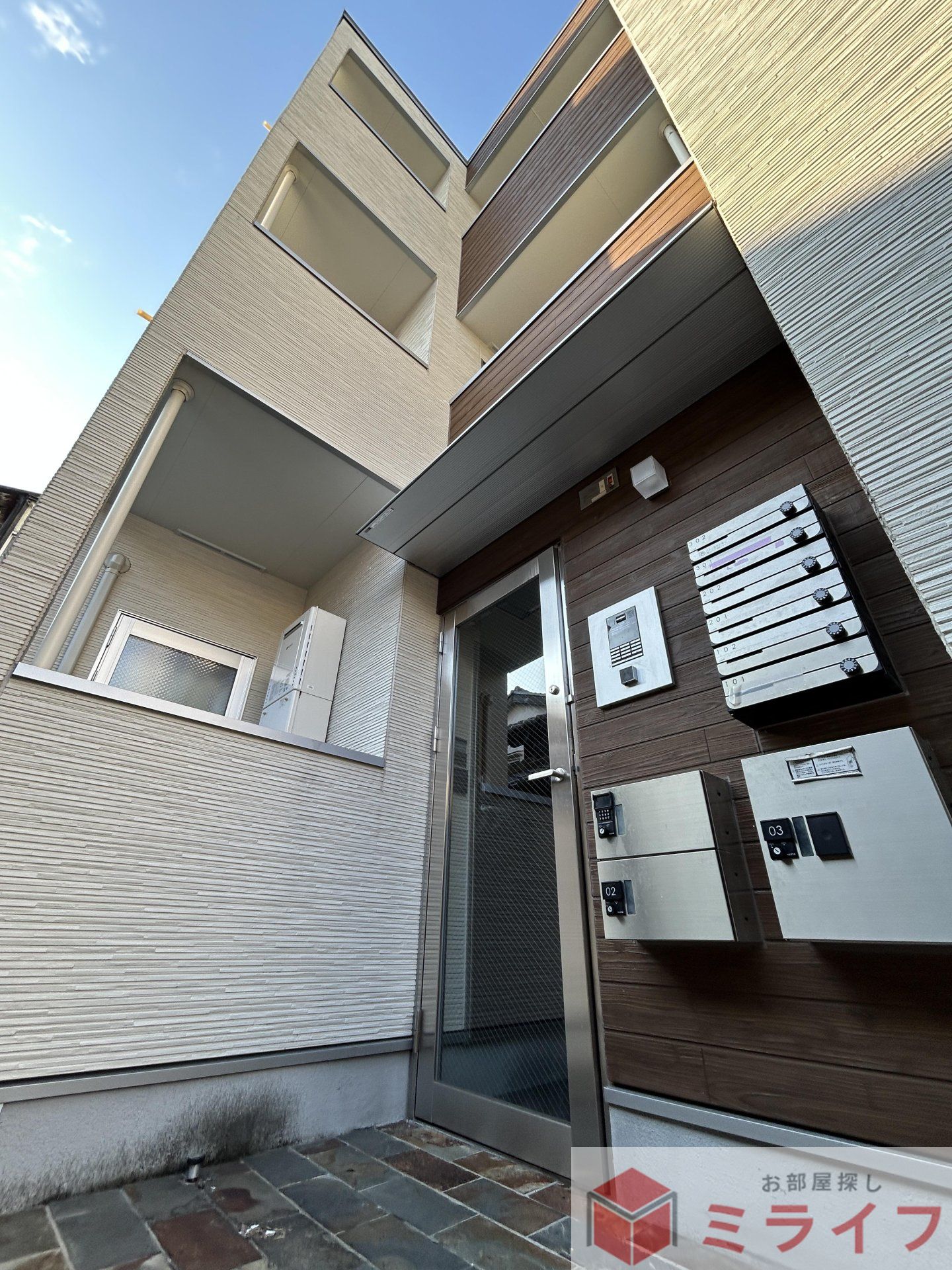 建物エントランス