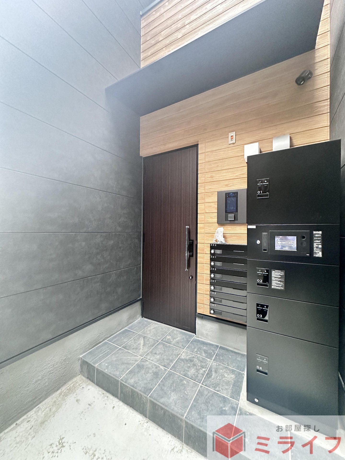 建物エントランス