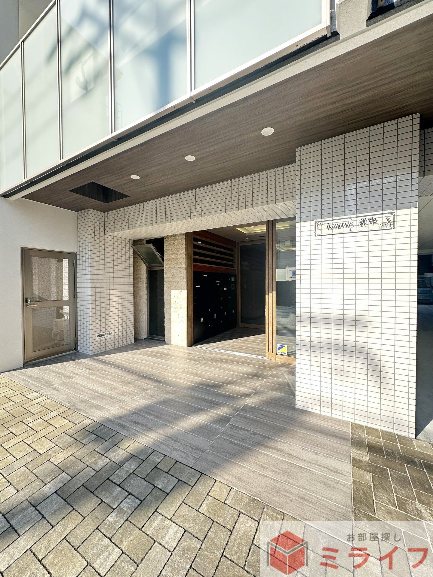 建物エントランス