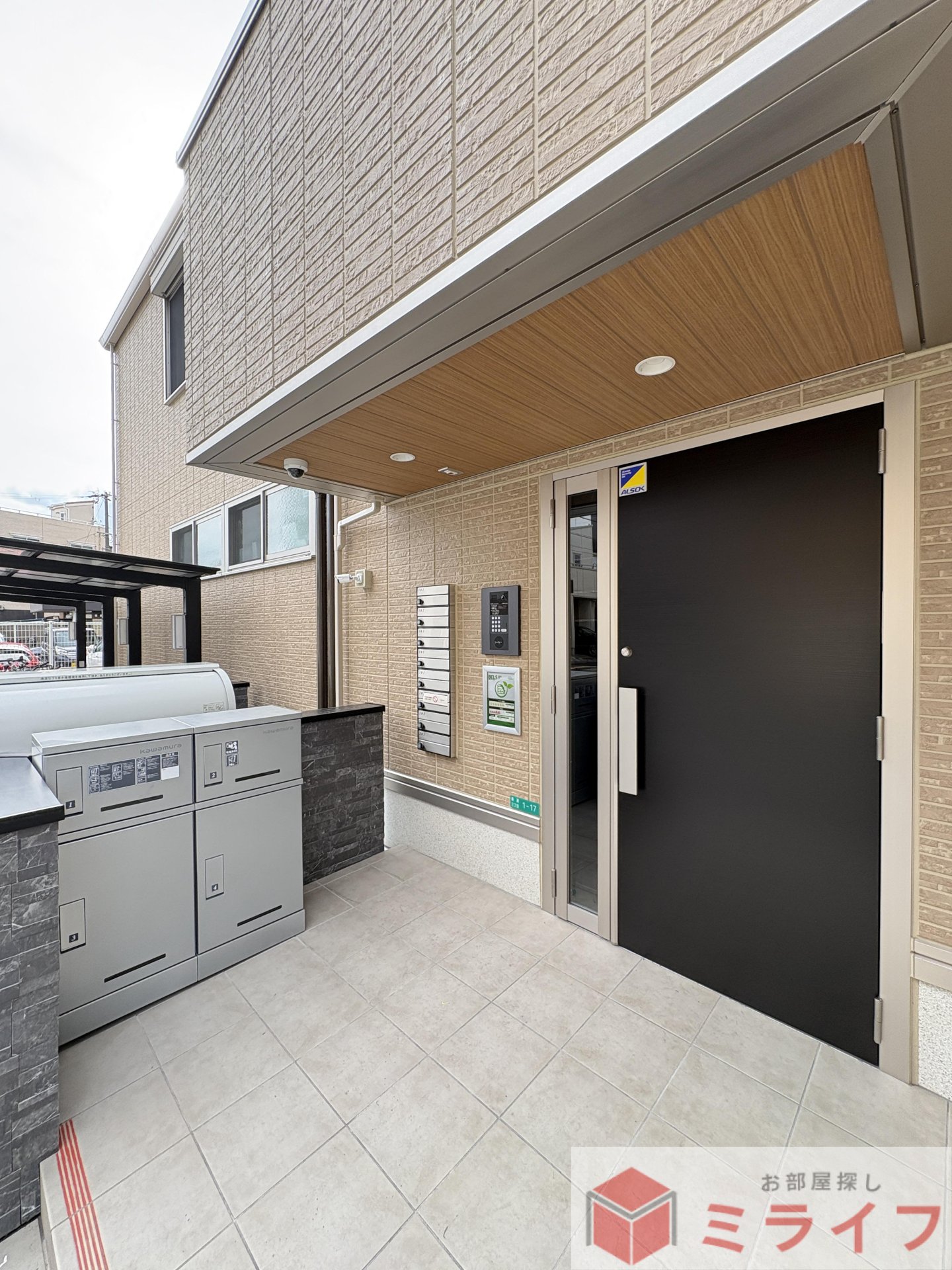 建物エントランス