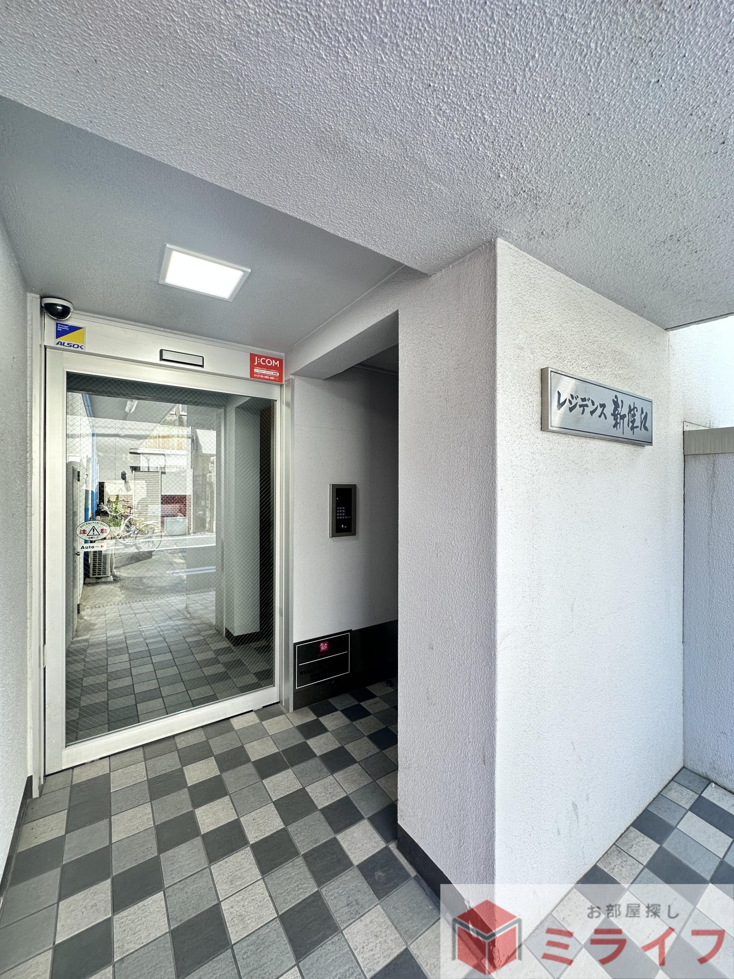 建物エントランス