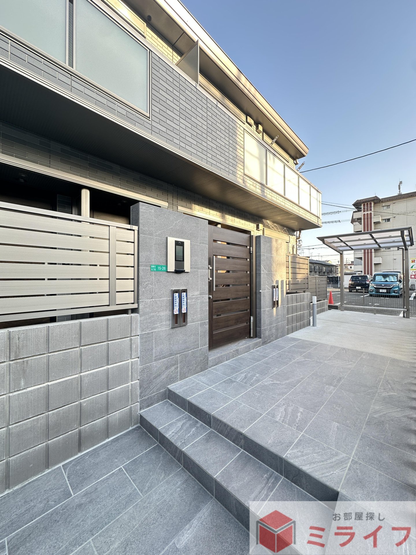 建物エントランス