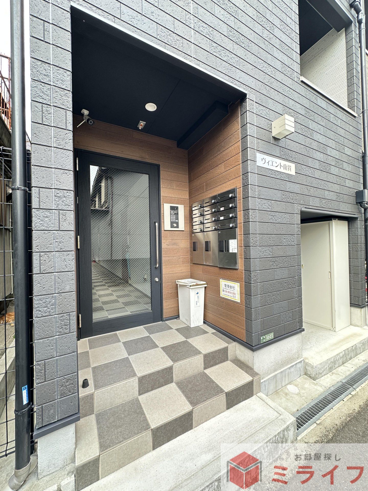 建物エントランス