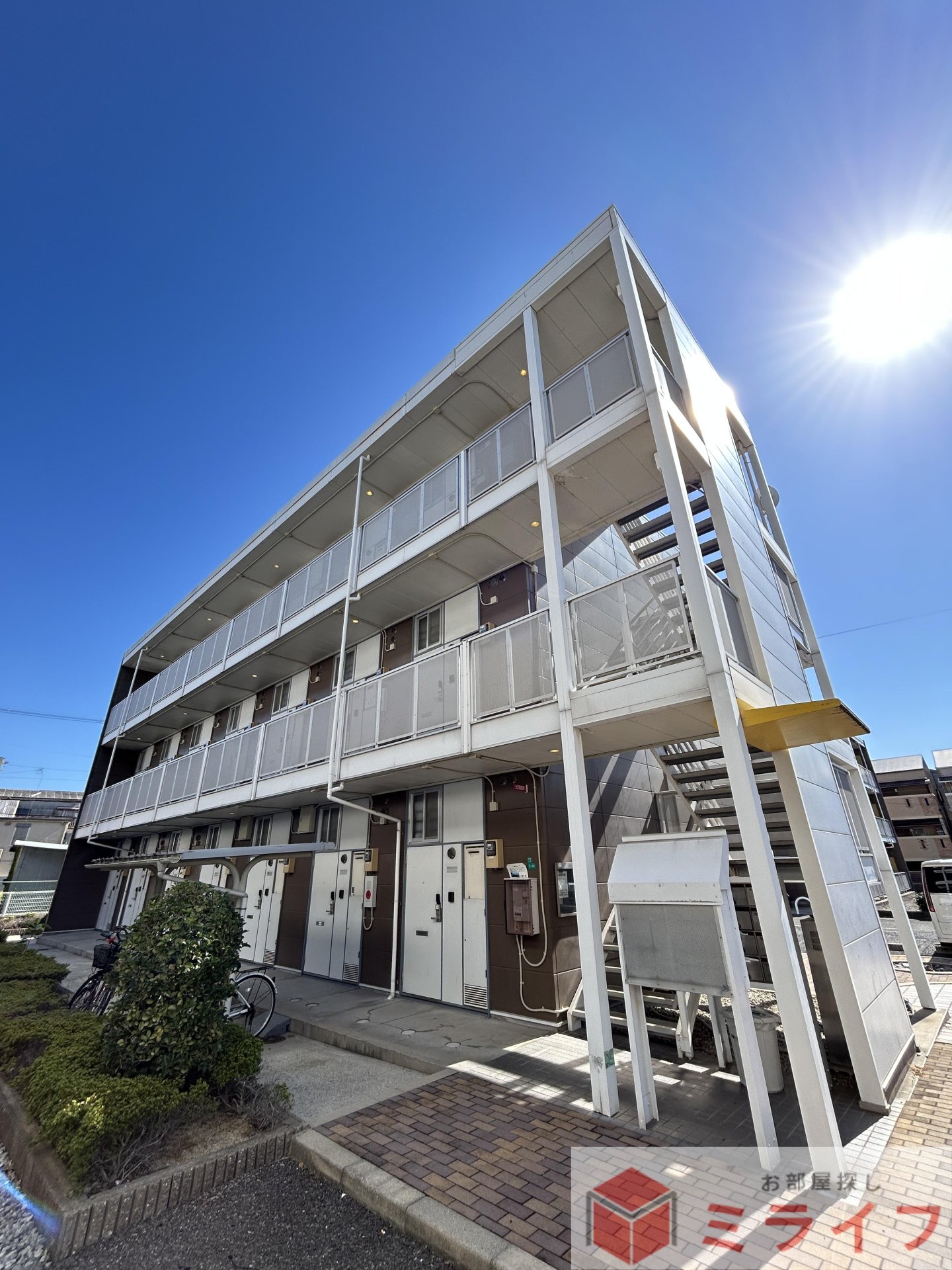 建物エントランス