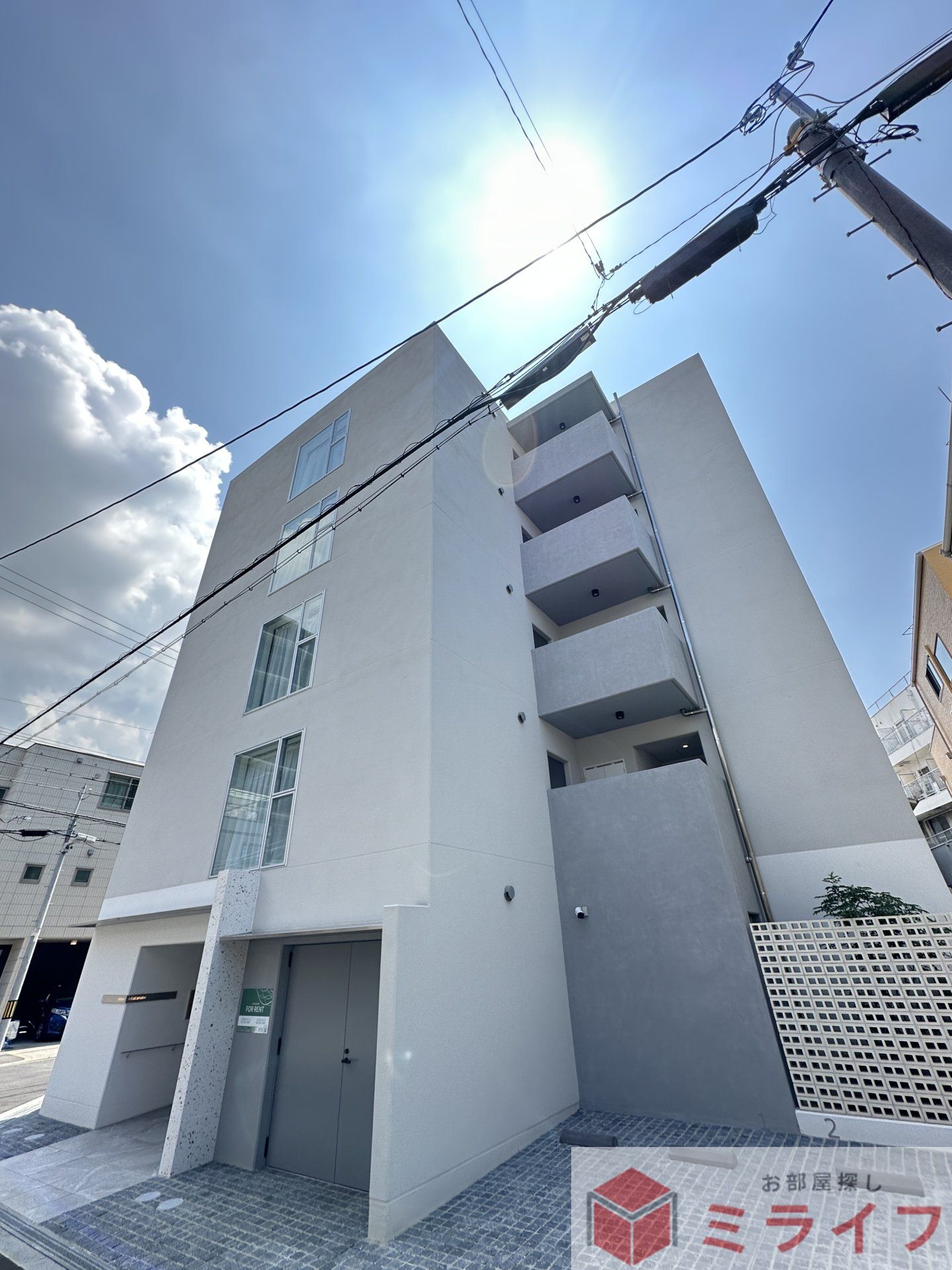 建物エントランス