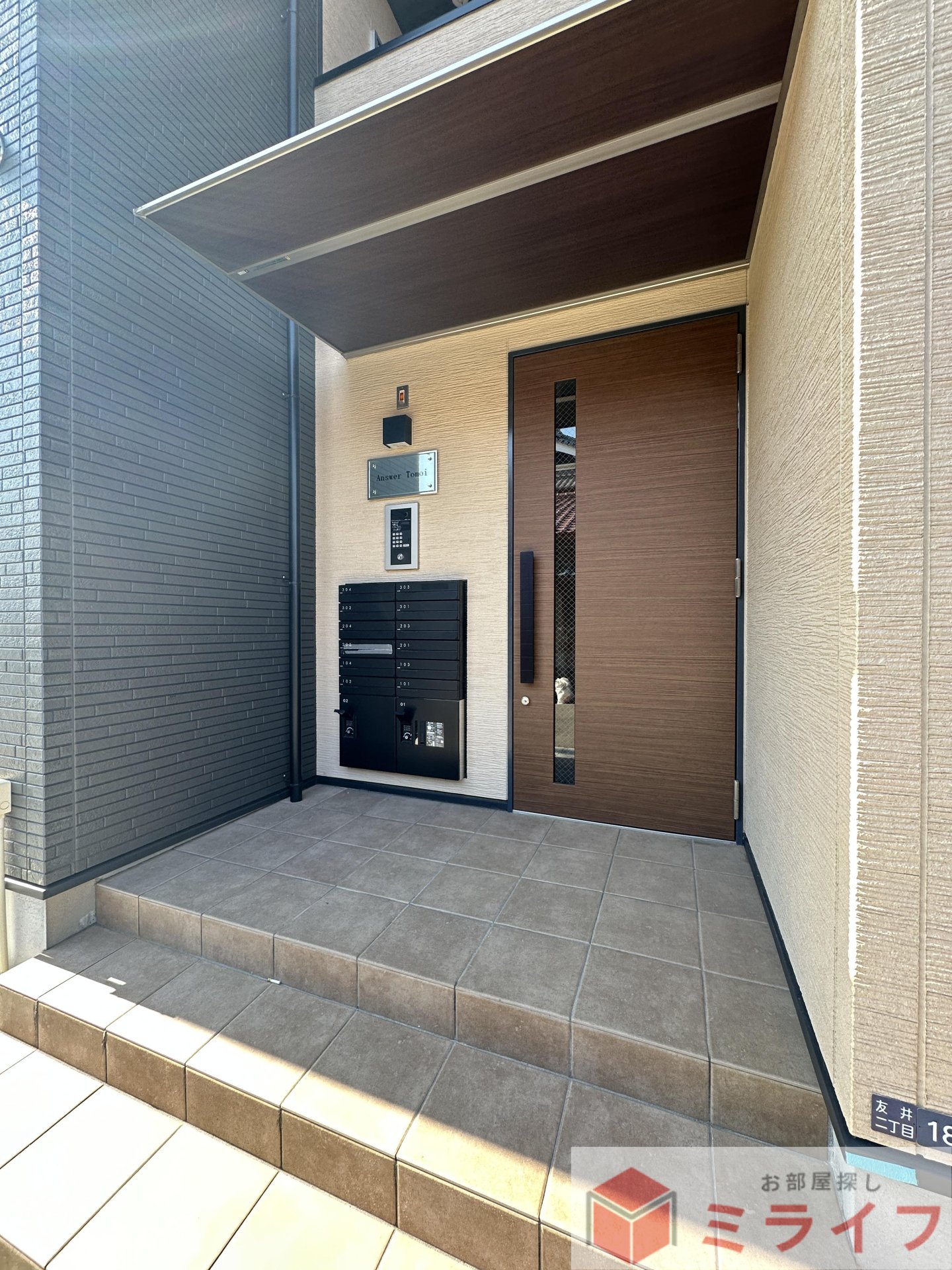 建物エントランス