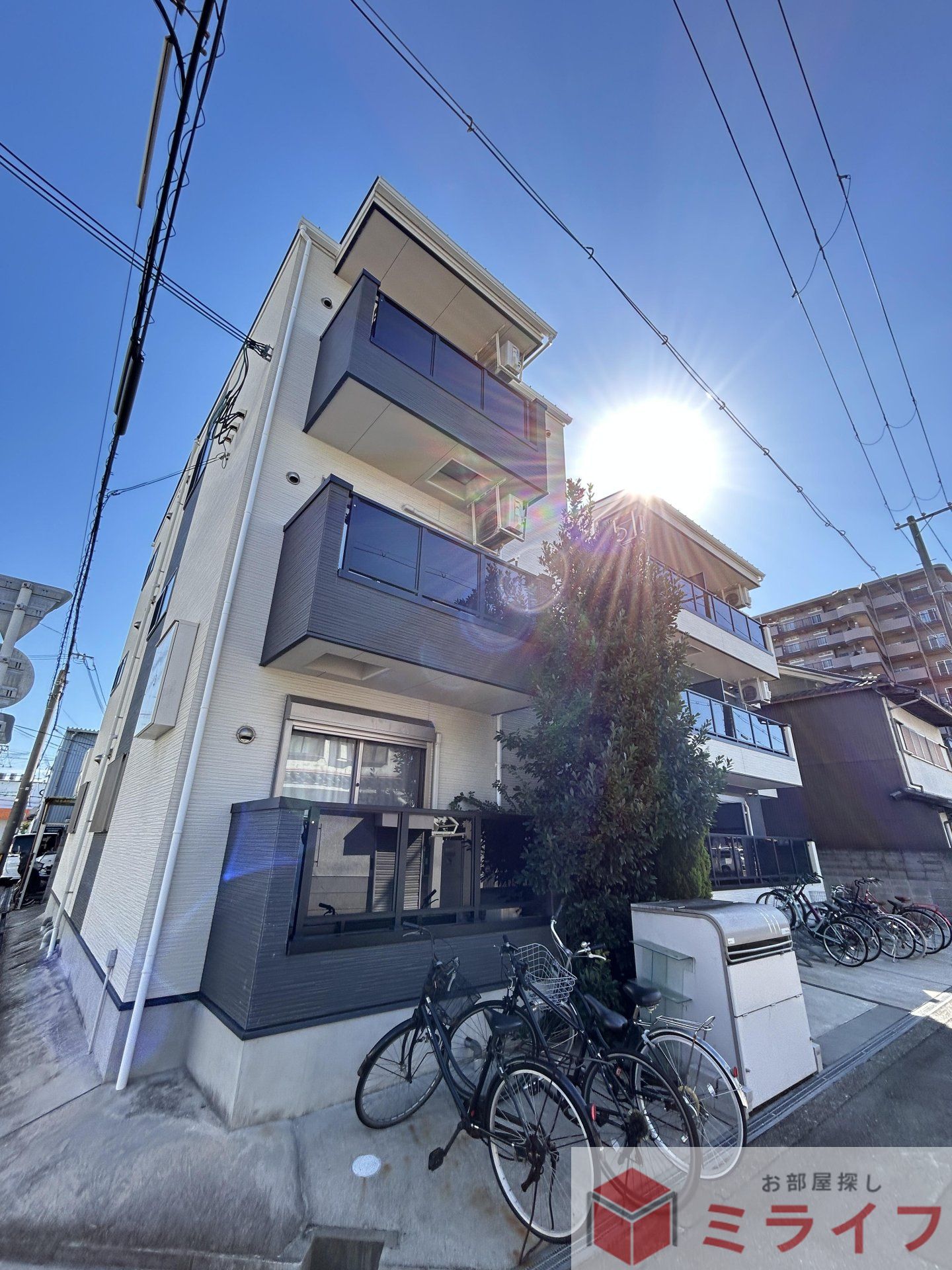 建物エントランス