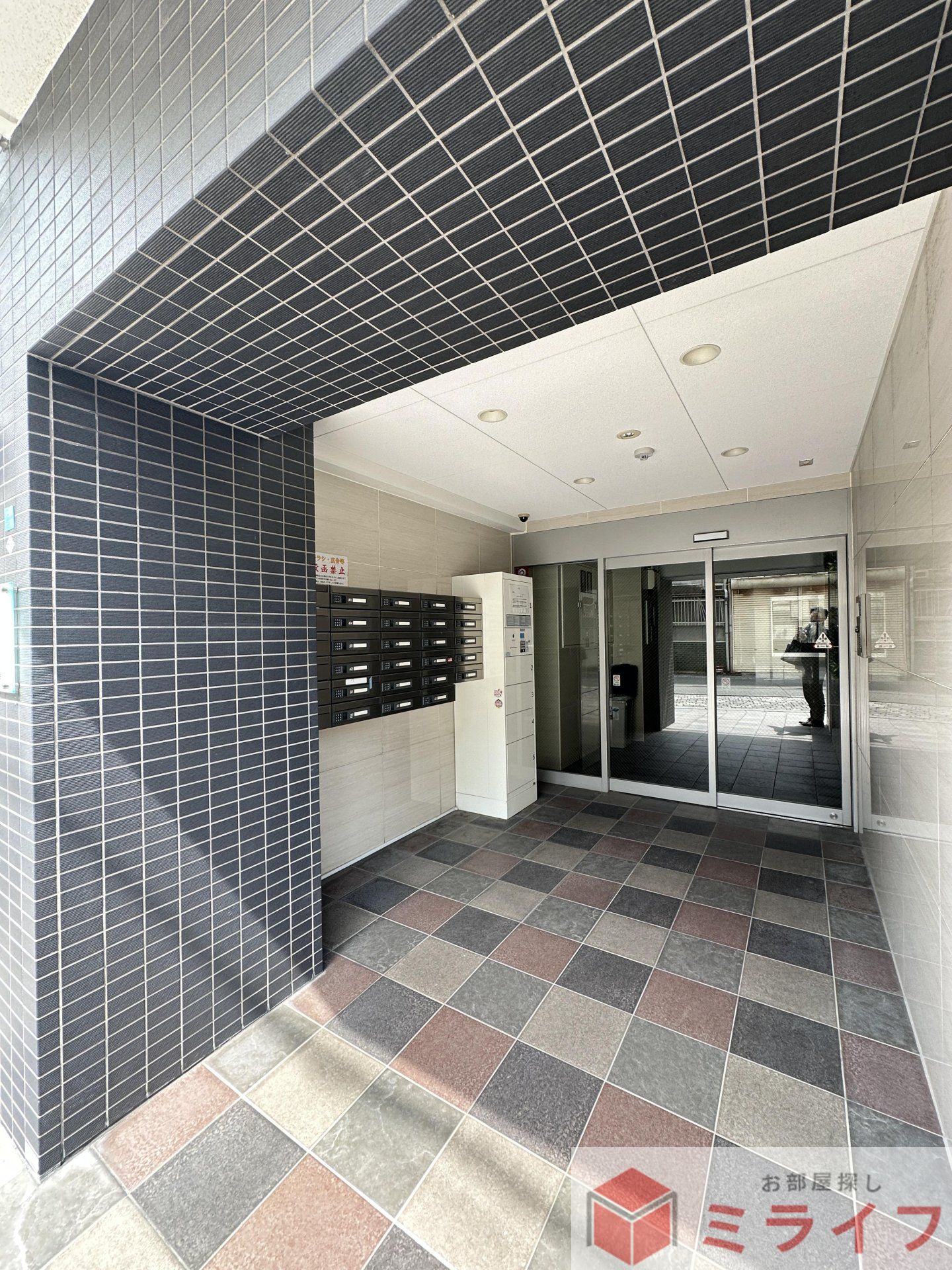 建物エントランス