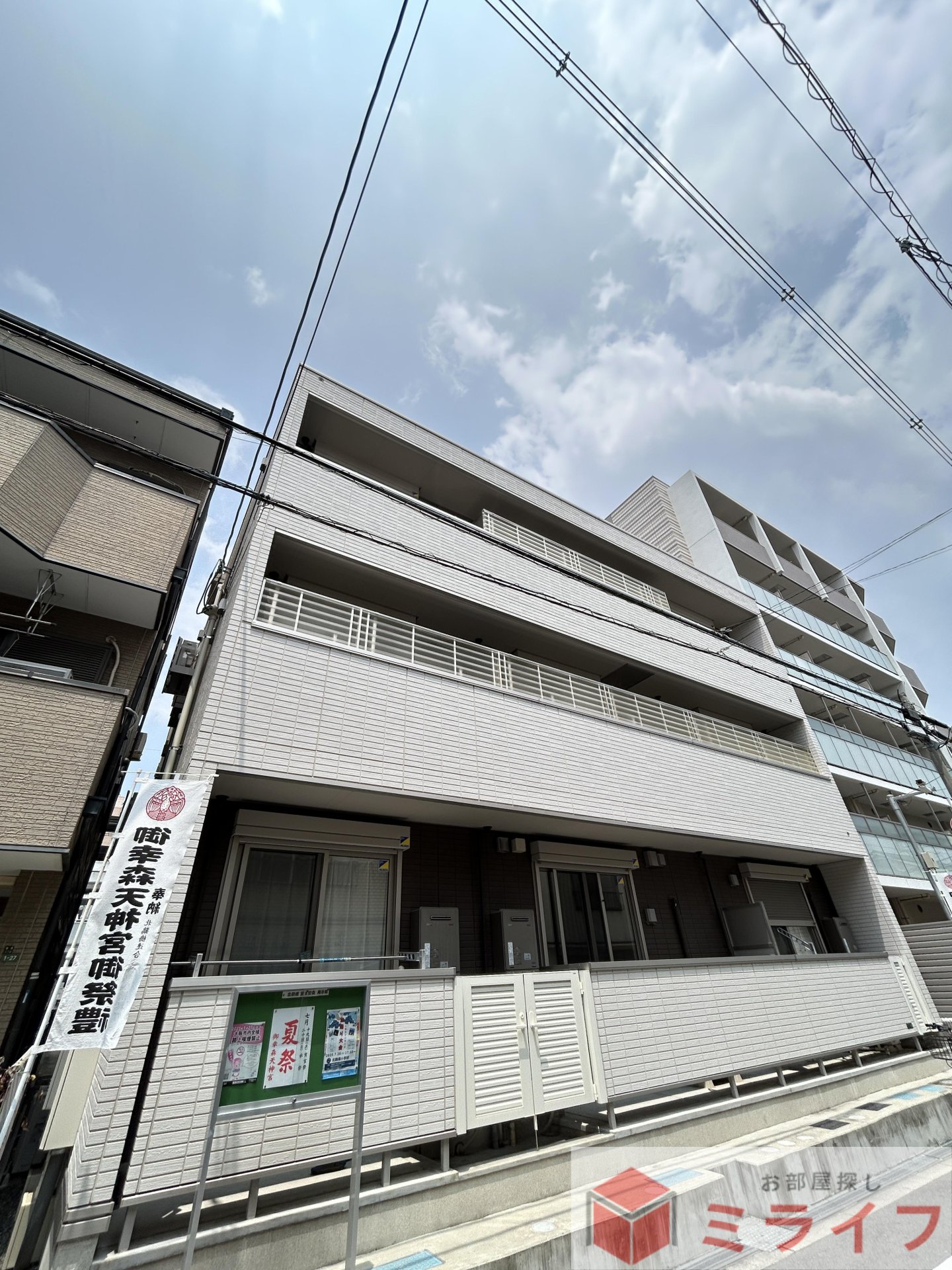 建物エントランス