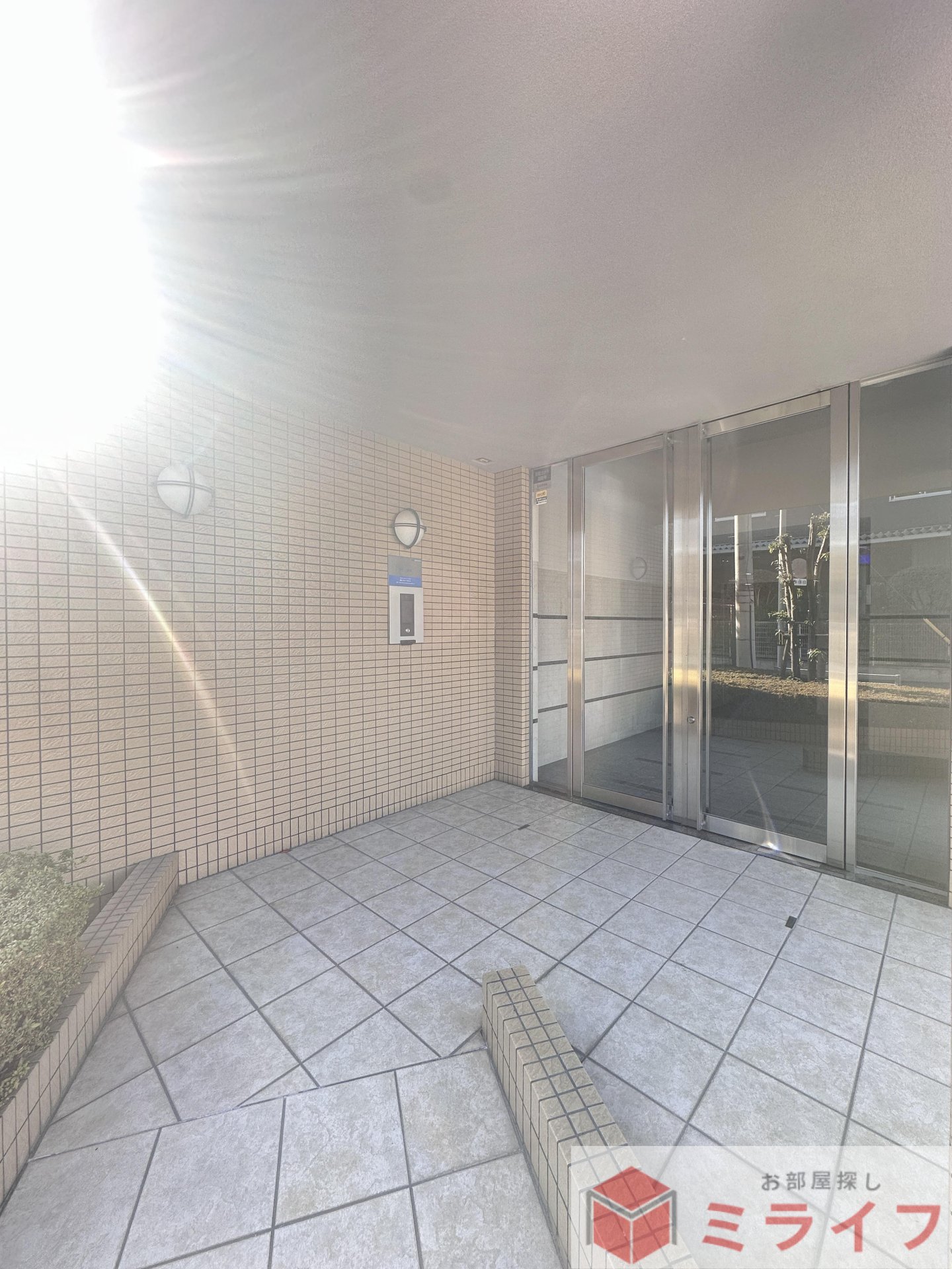 建物エントランス