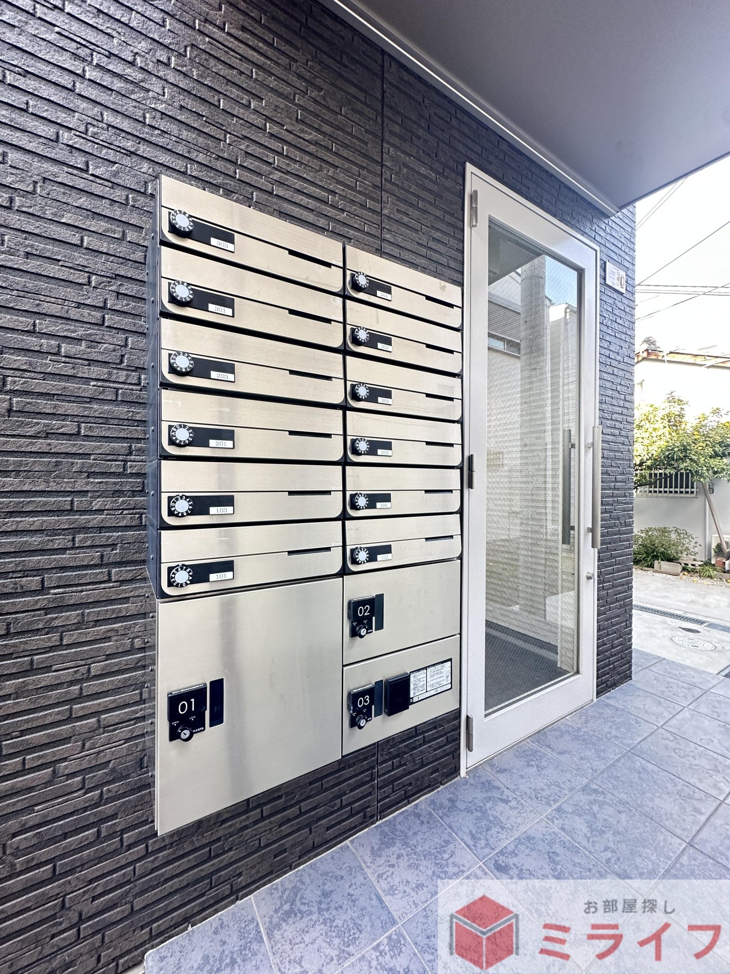 建物エントランス