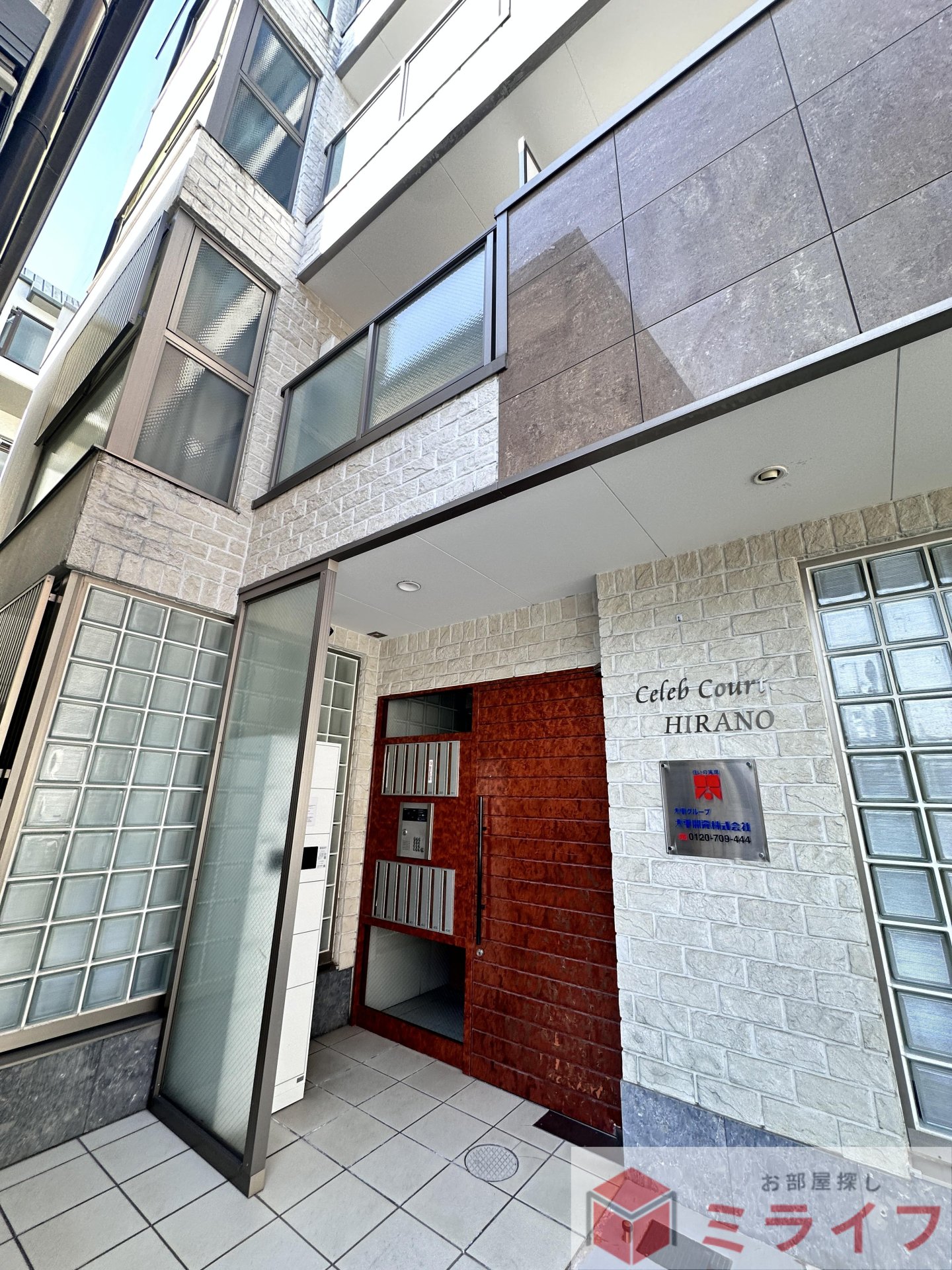 建物エントランス