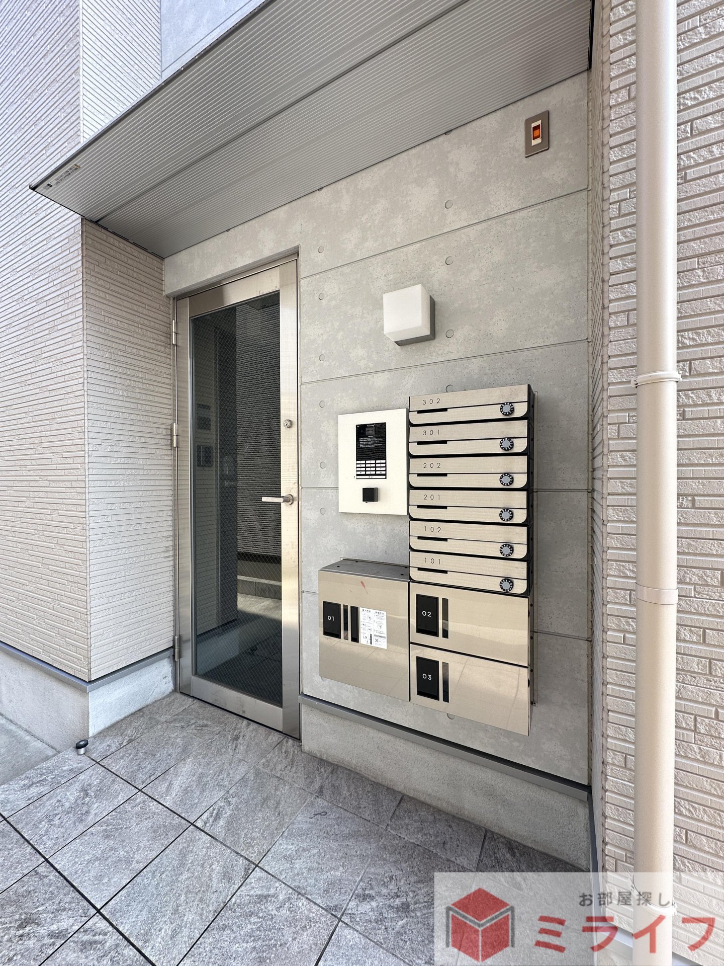 建物エントランス