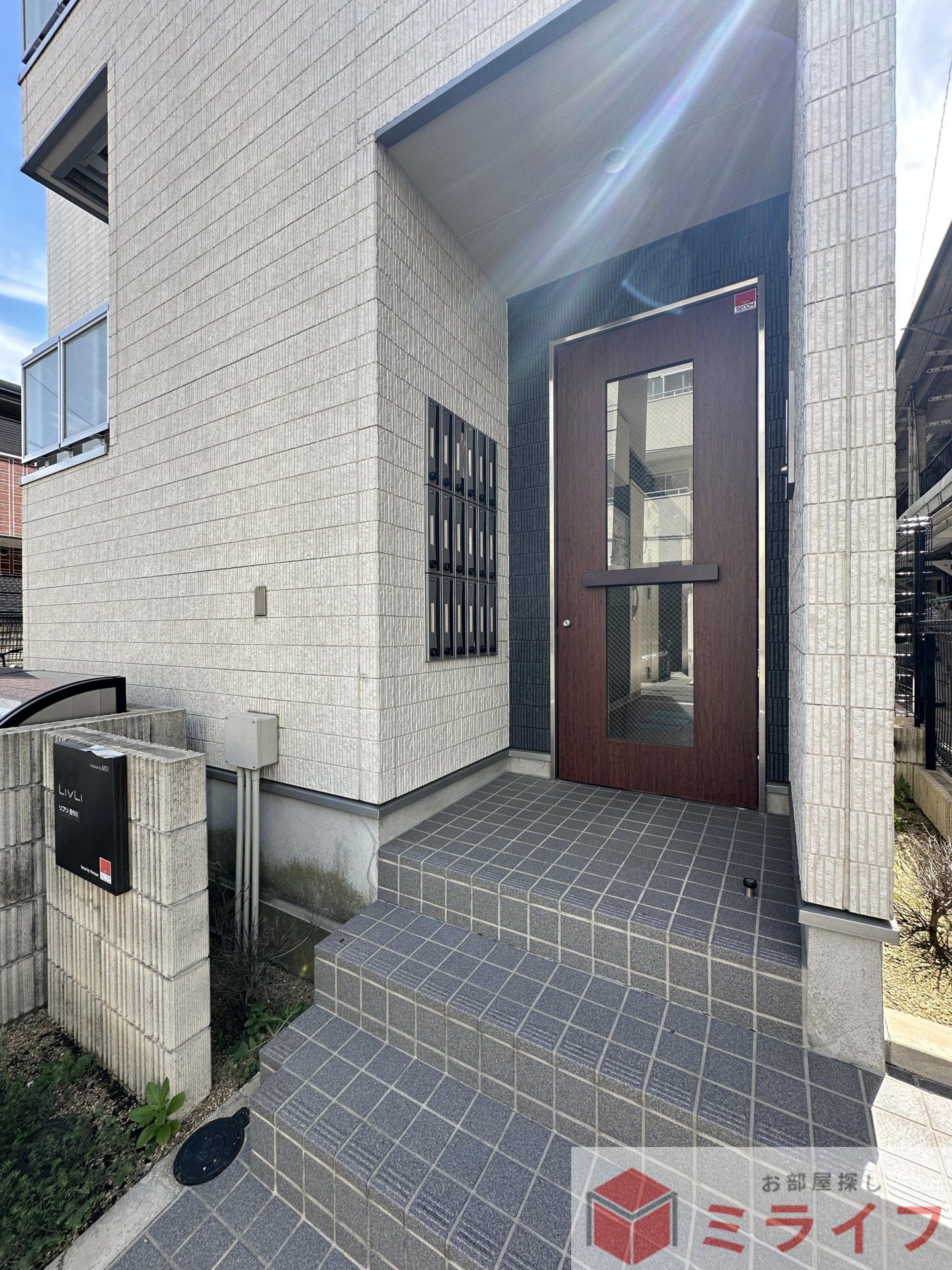 建物エントランス