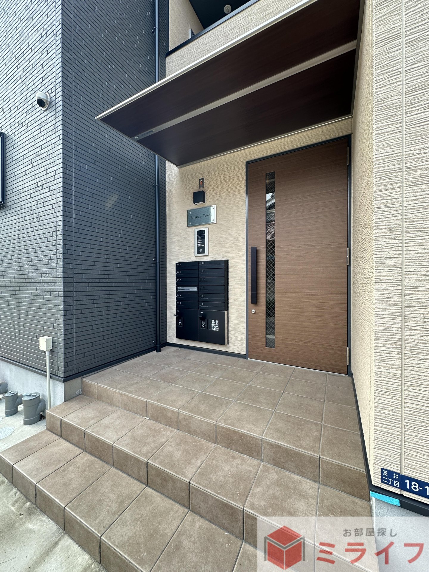 建物エントランス