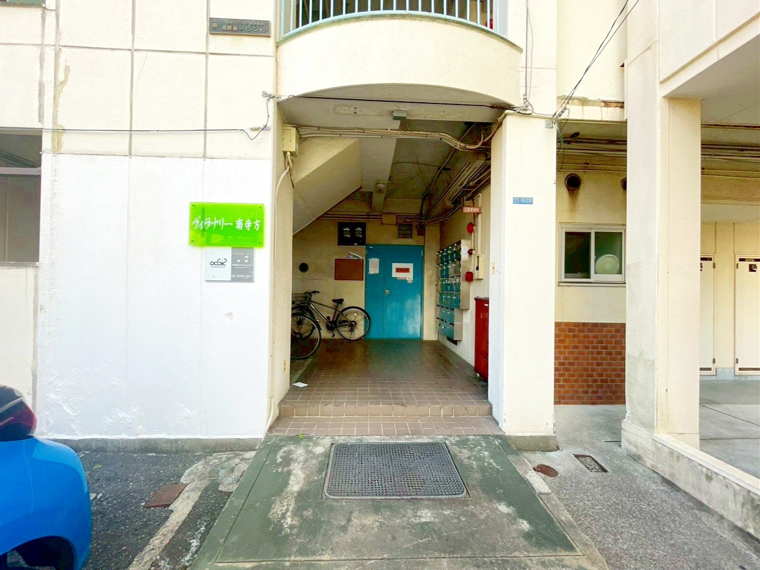 建物エントランス