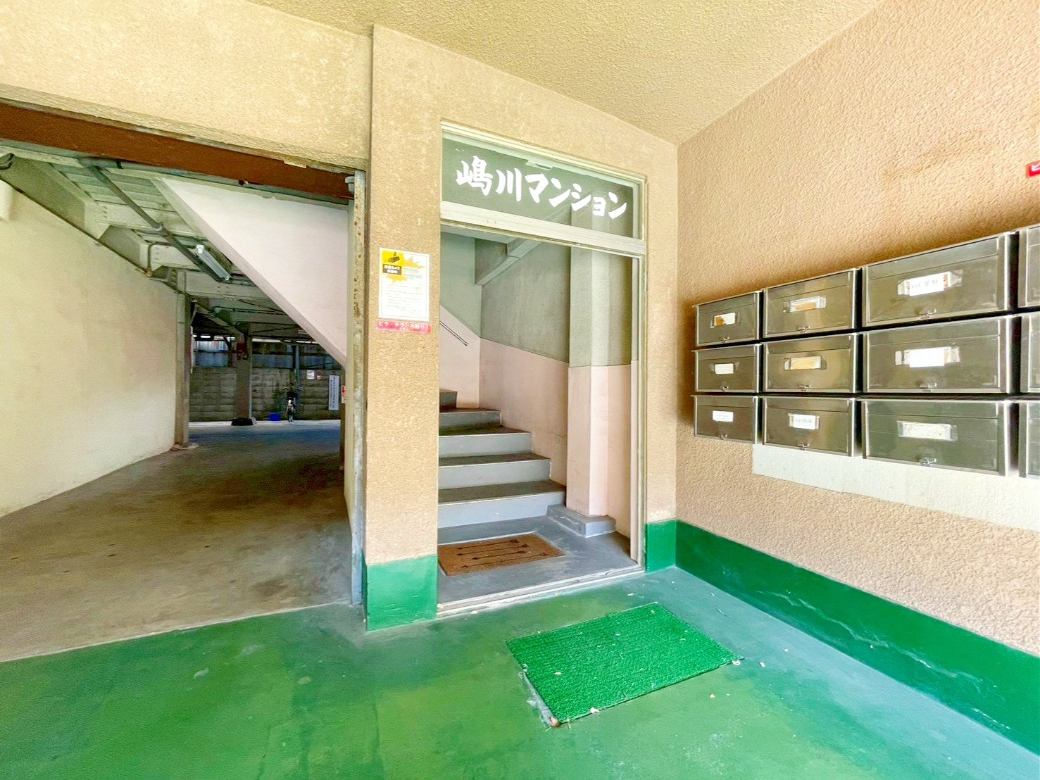 建物エントランス