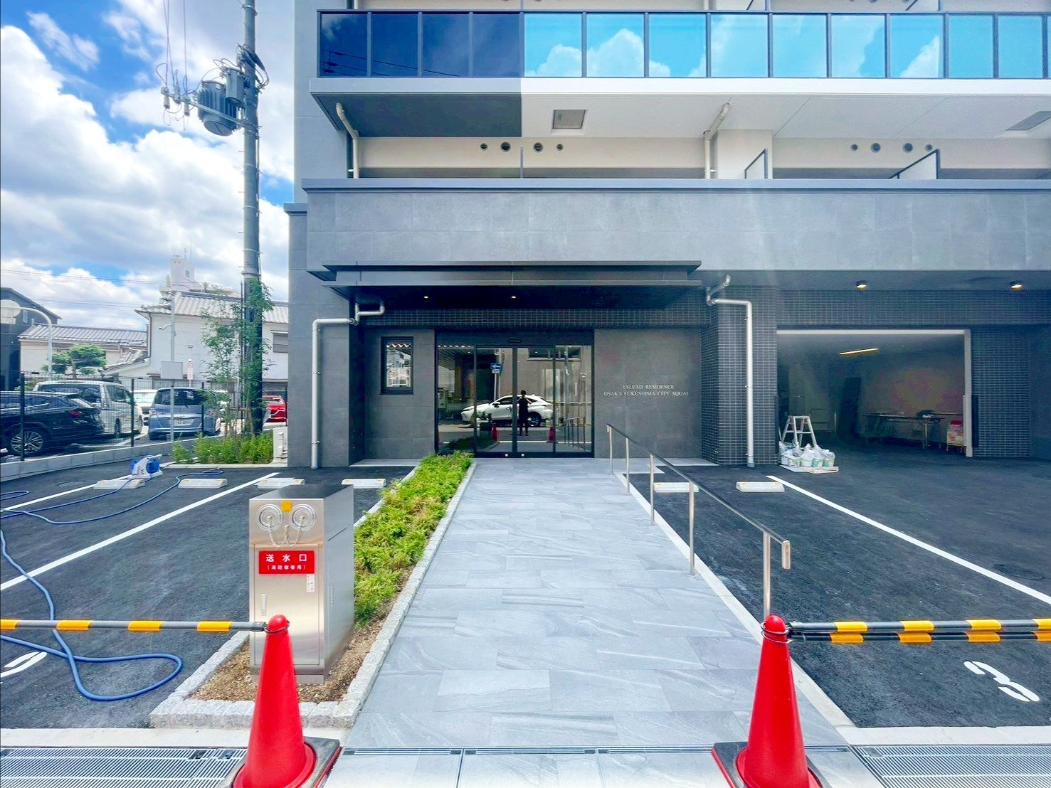 建物エントランス