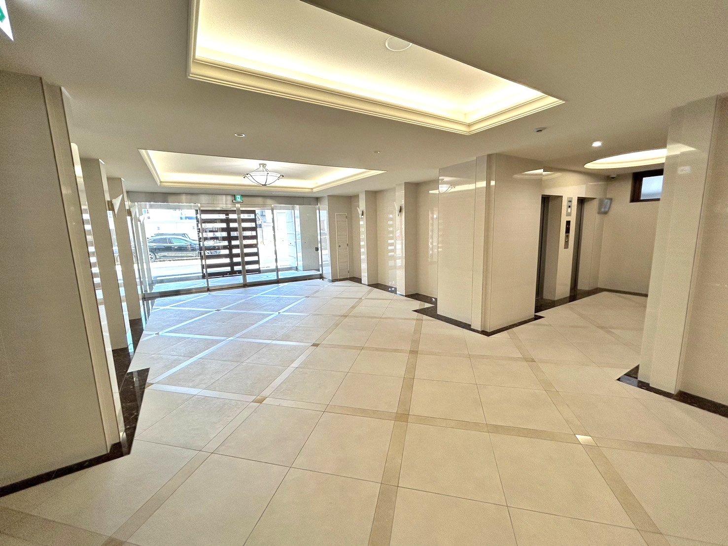 建物エントランス