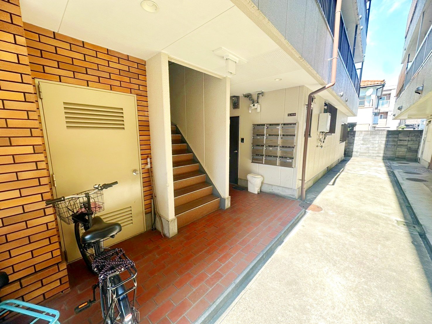 建物エントランス