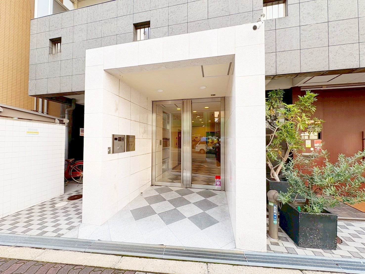 建物エントランス