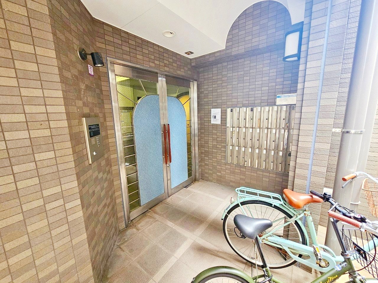 建物エントランス