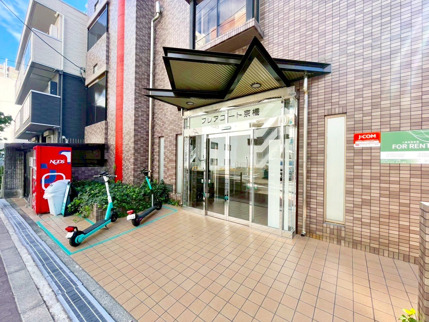 建物エントランス