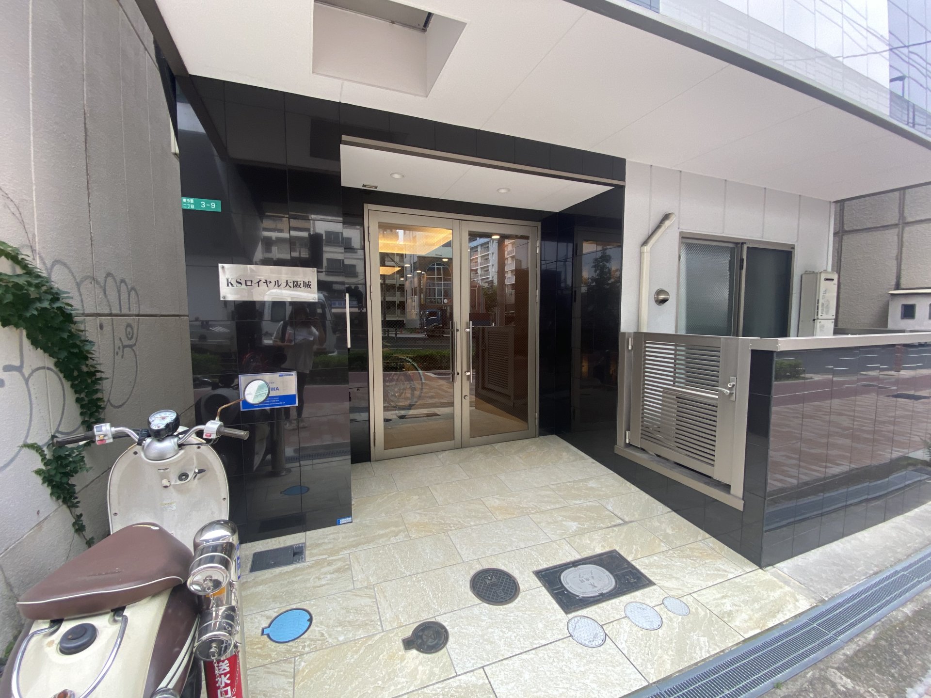 建物エントランス