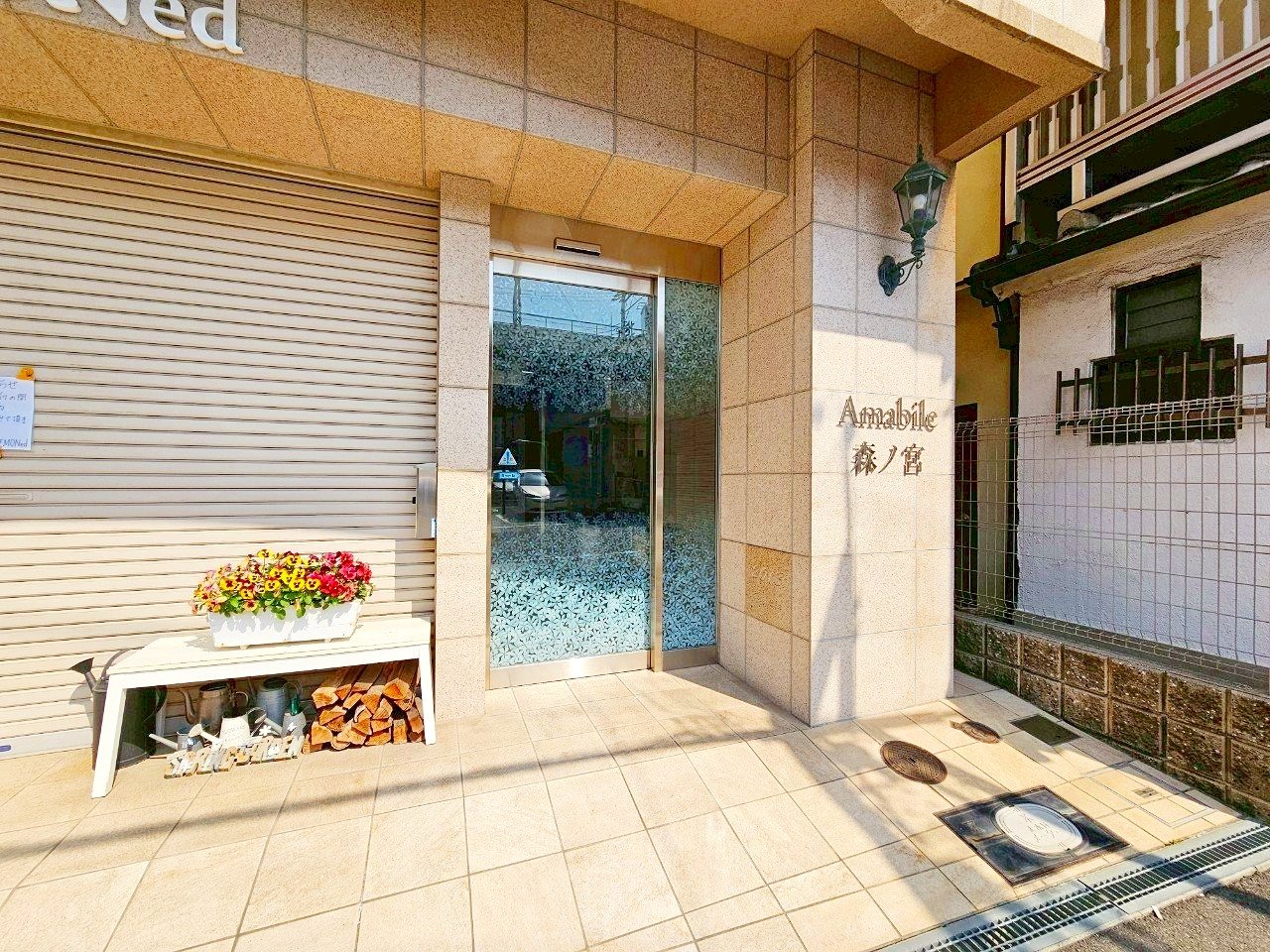 建物エントランス