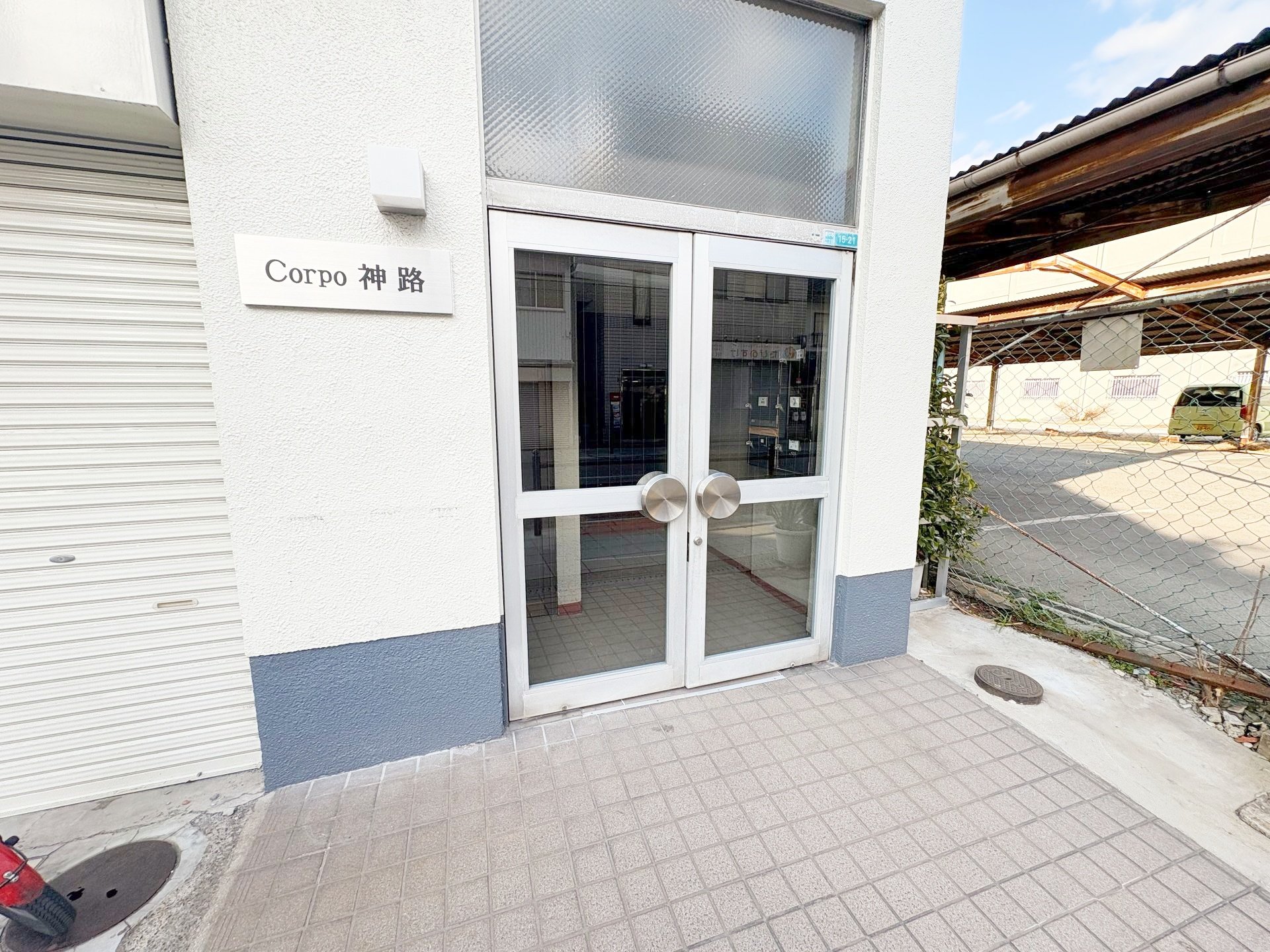 建物エントランス