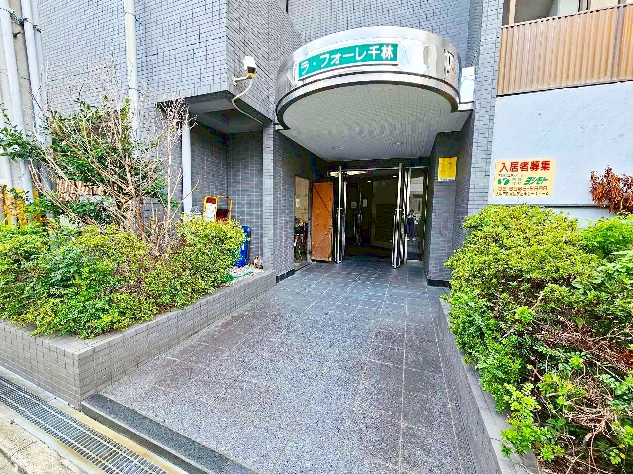 建物エントランス