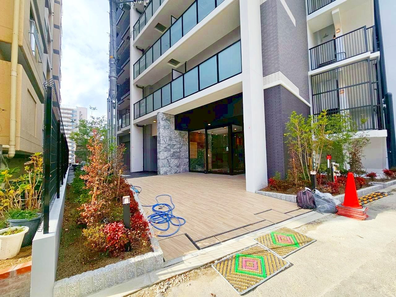 建物エントランス