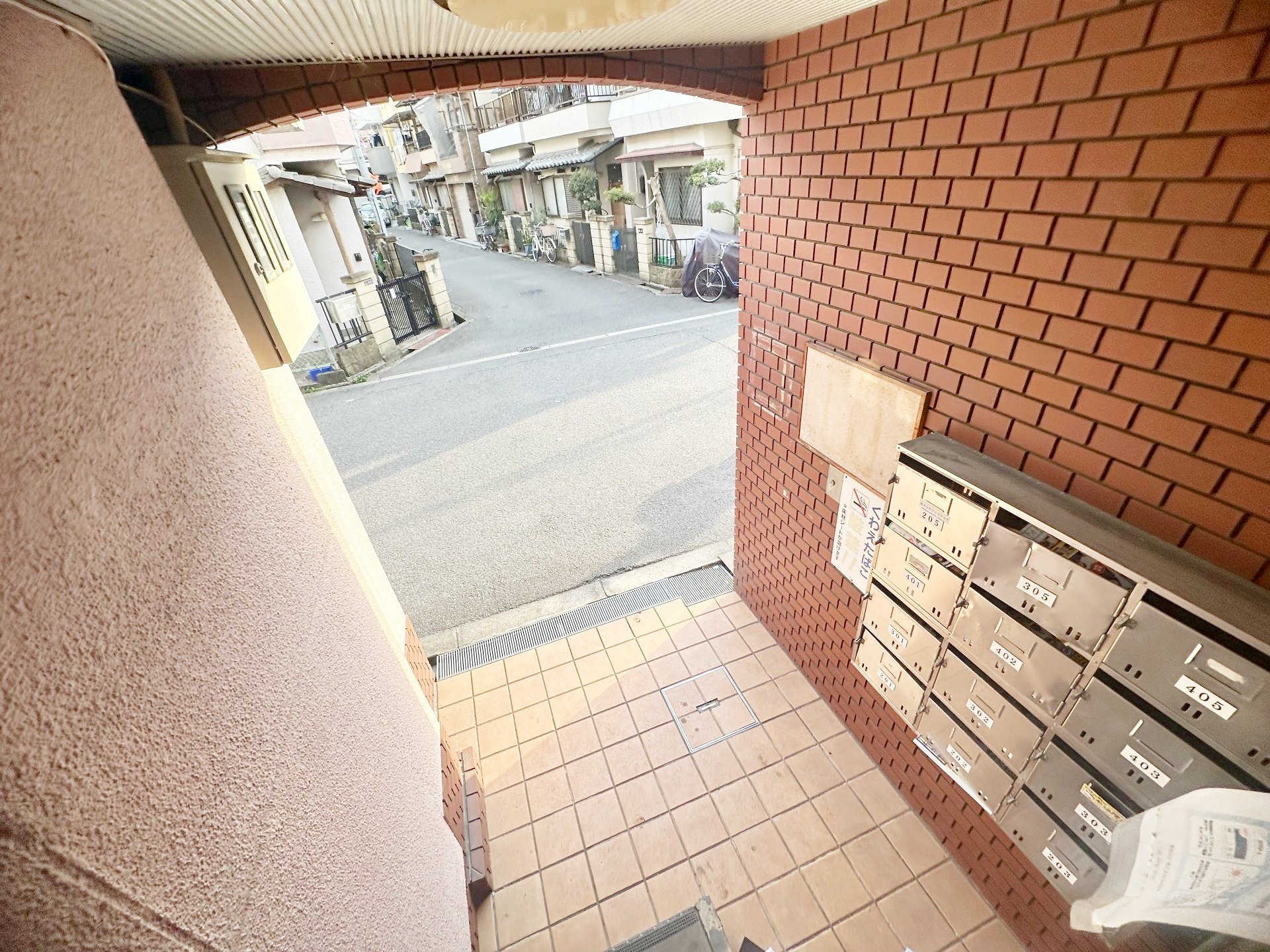 建物エントランス