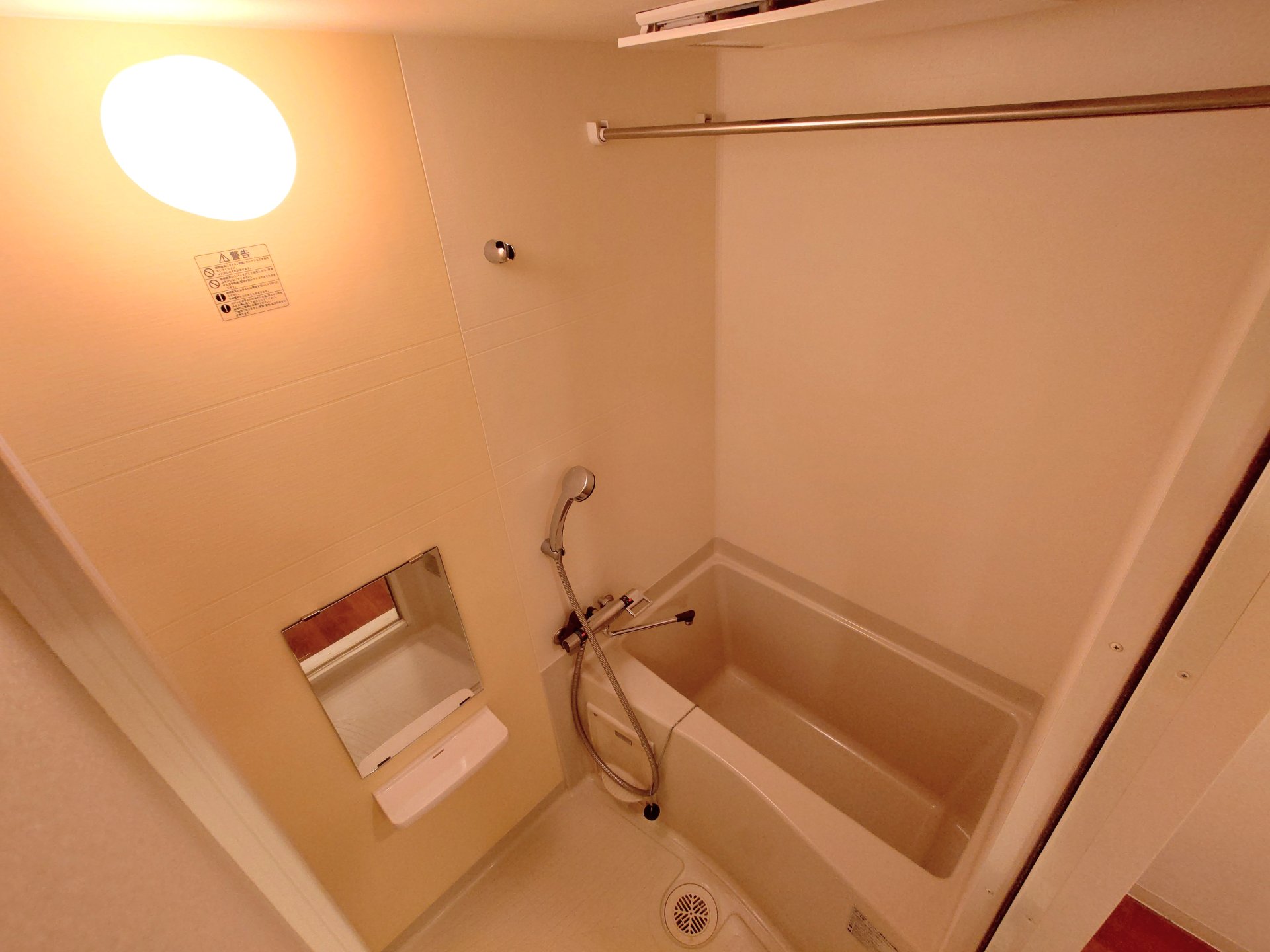 シャワールーム