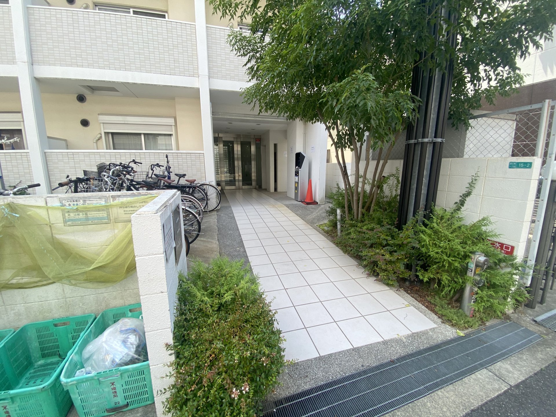 建物エントランス