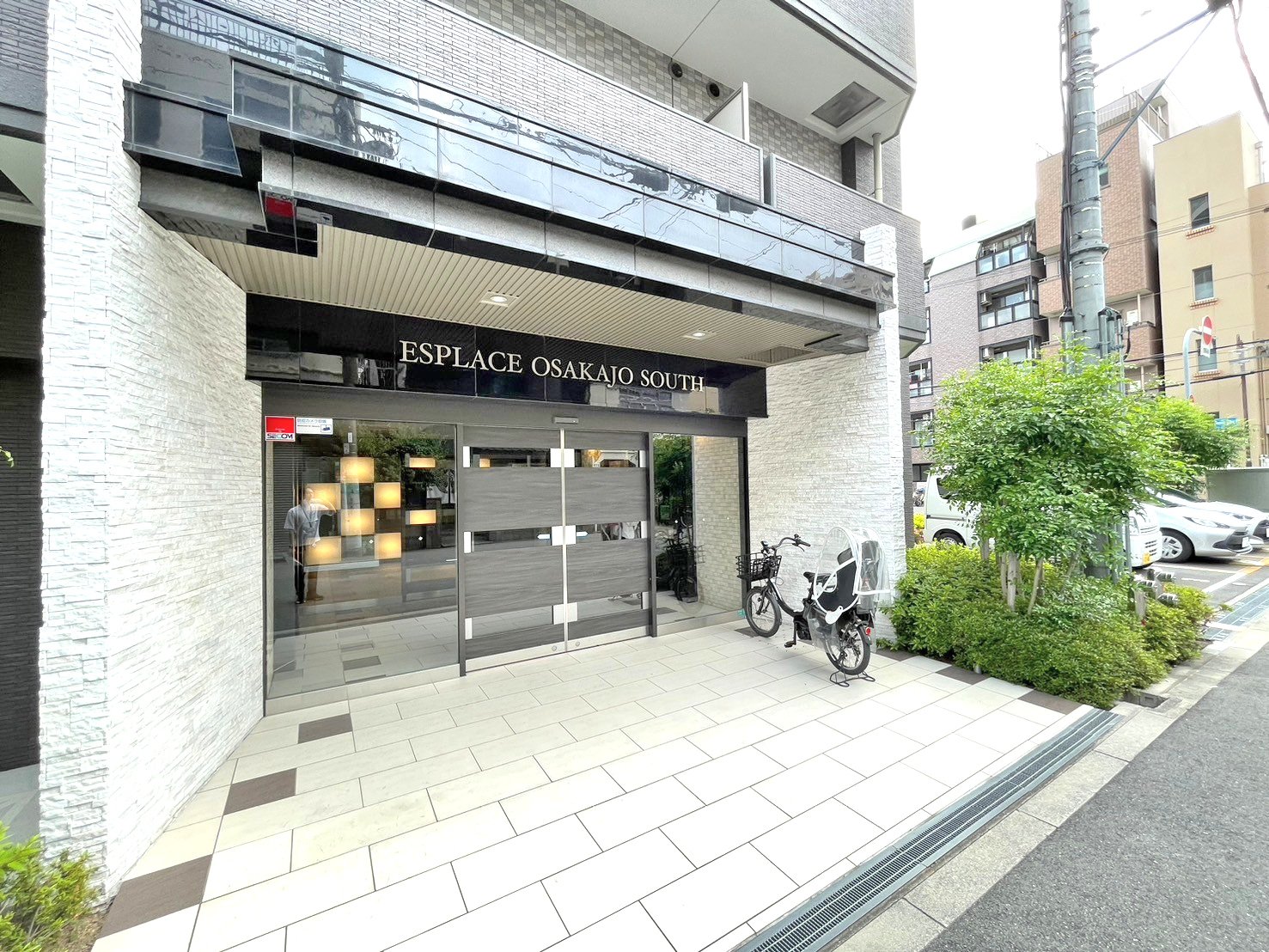 建物エントランス