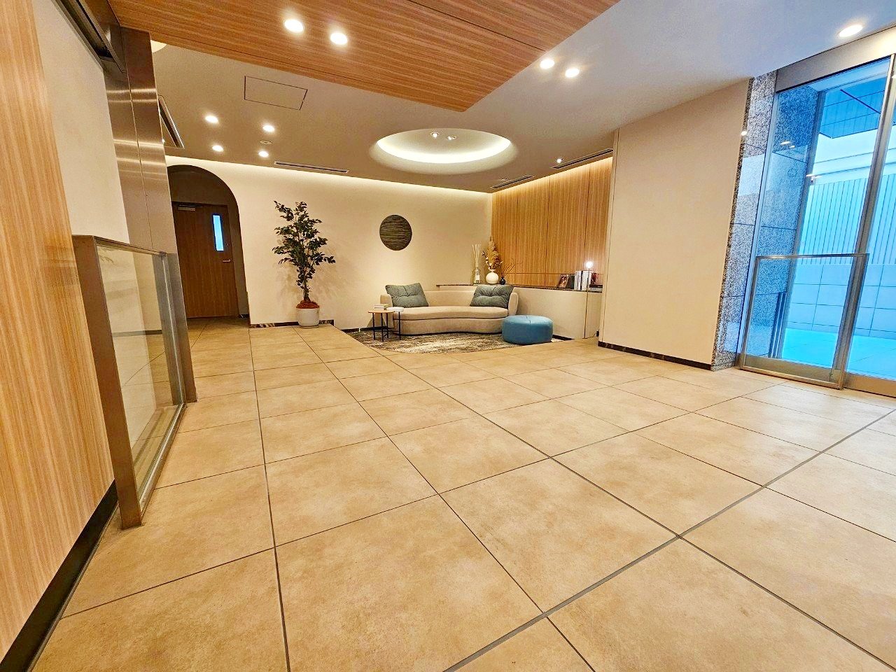 建物エントランス