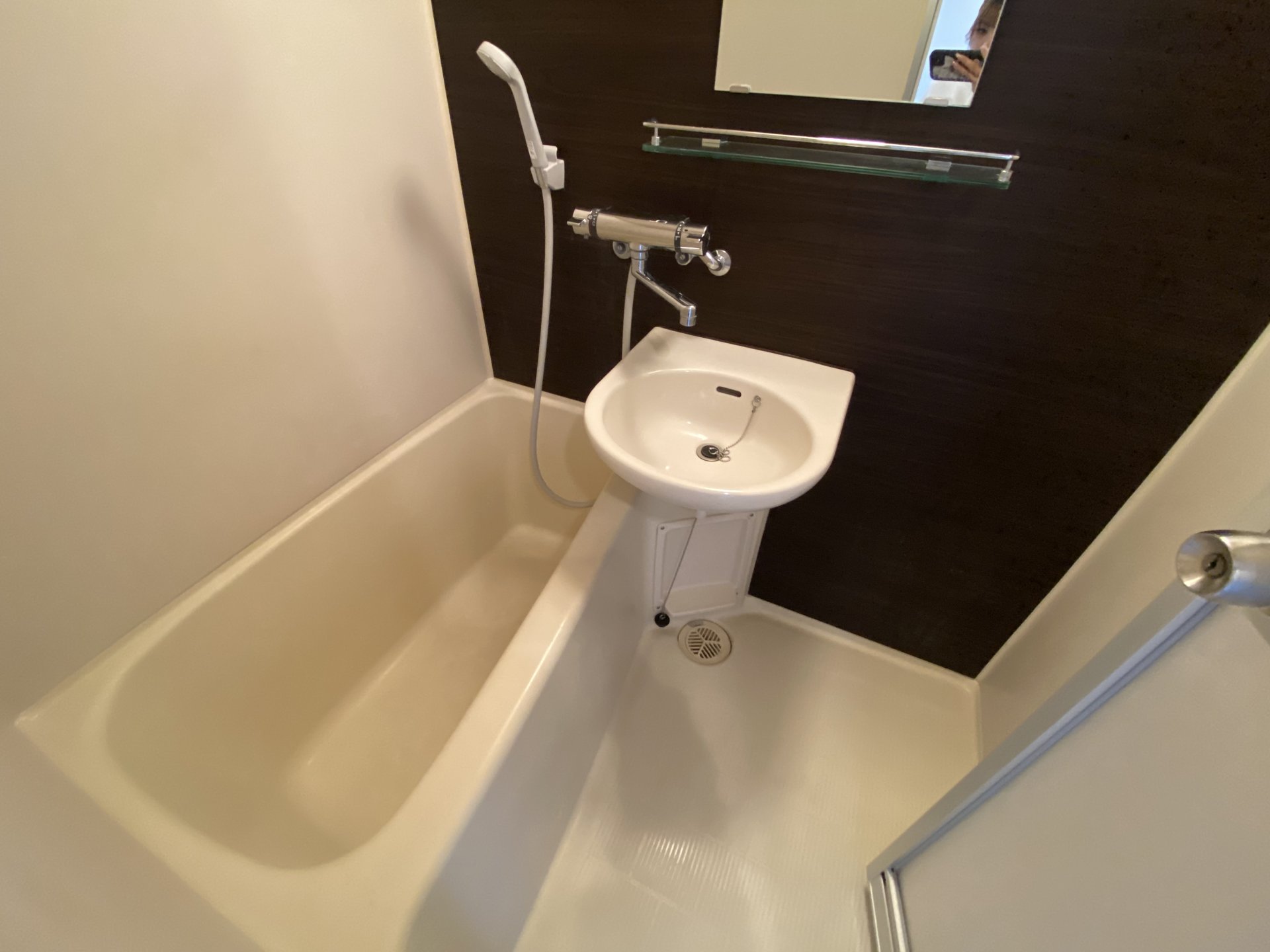 シャワールーム