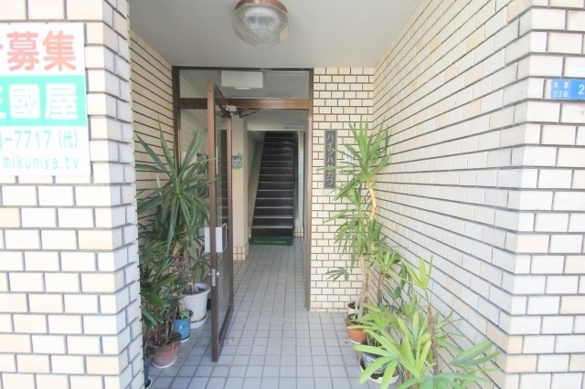 建物エントランス