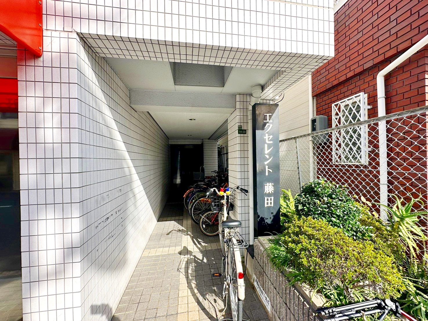 建物エントランス