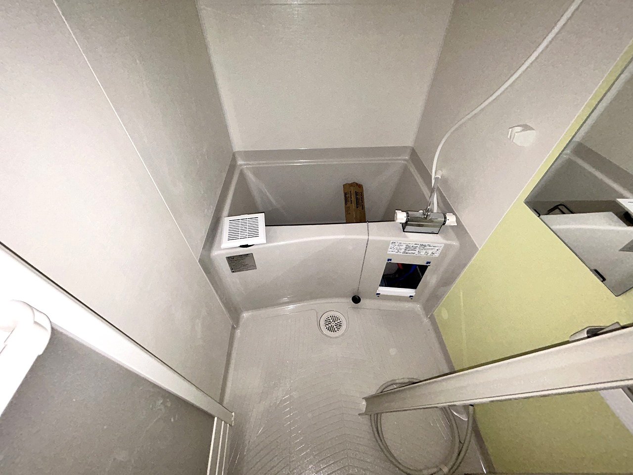 シャワールーム