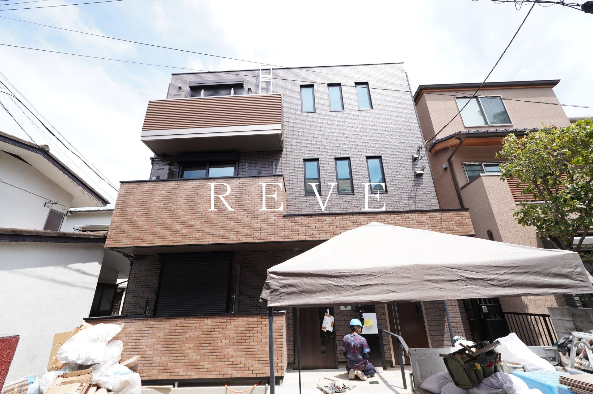 建物エントランス