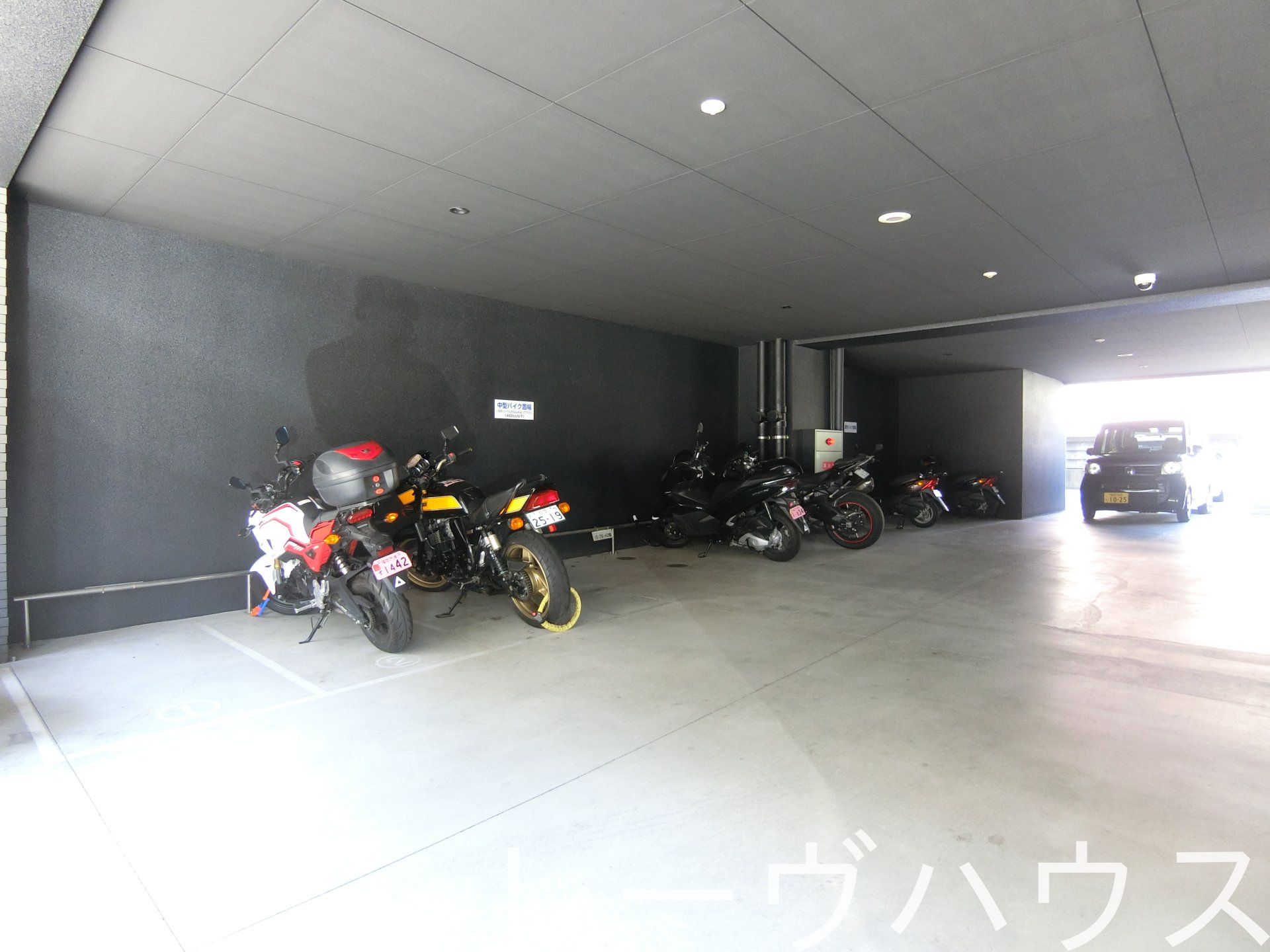 駐車場