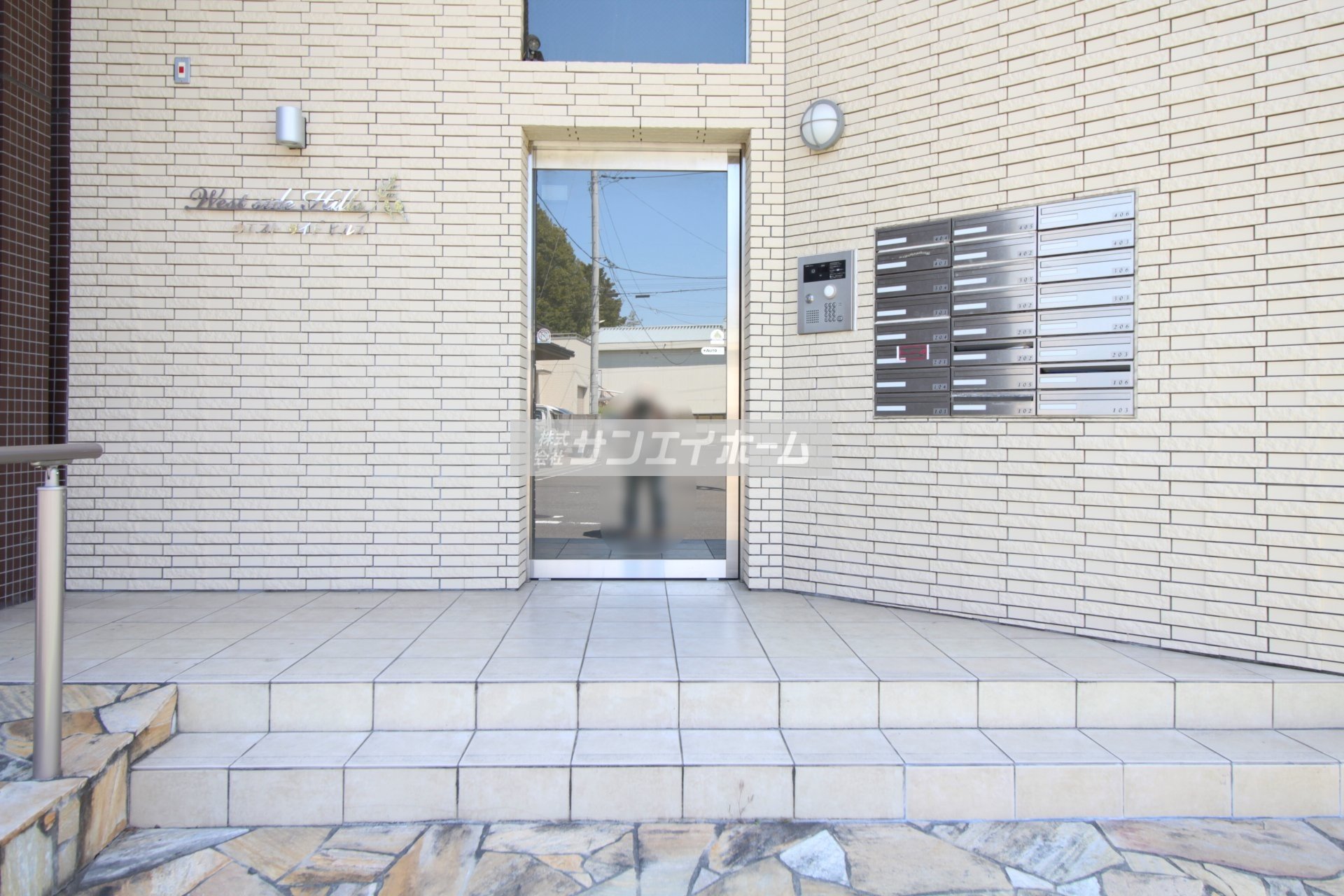 建物エントランス