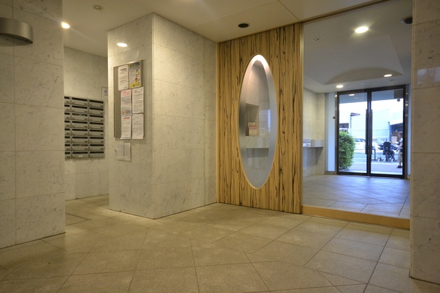 建物エントランス