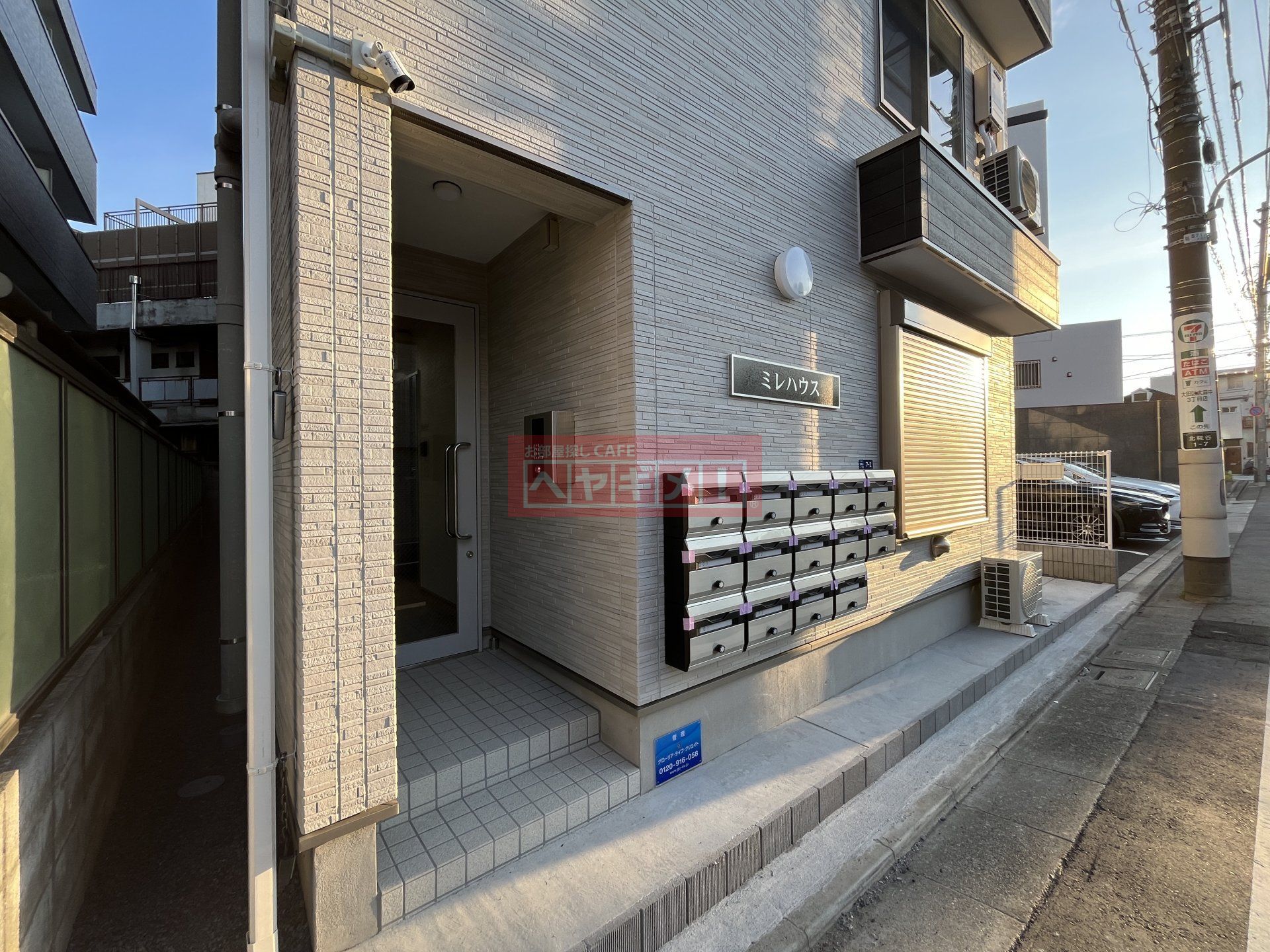 建物エントランス