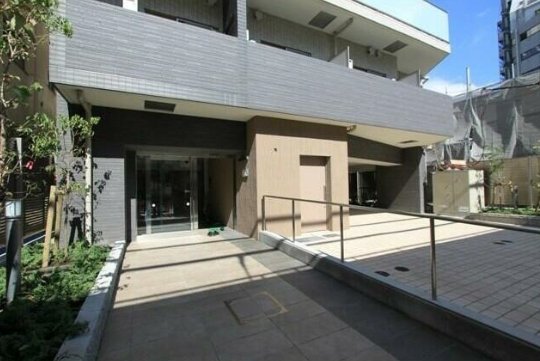 建物エントランス