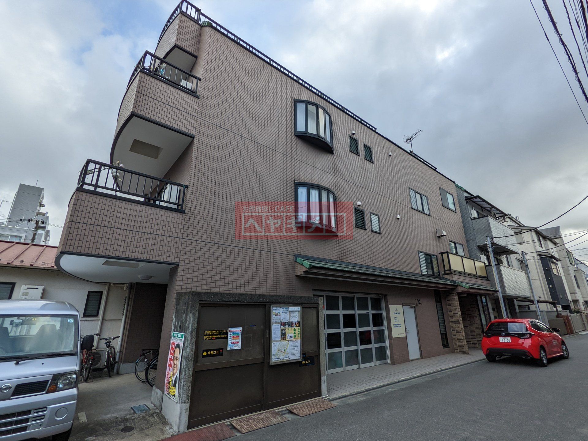 建物エントランス