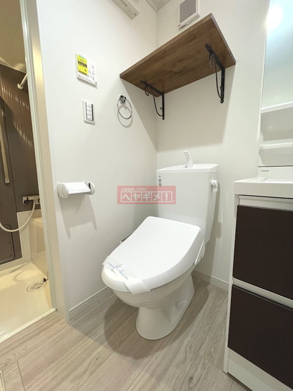 シャワールーム