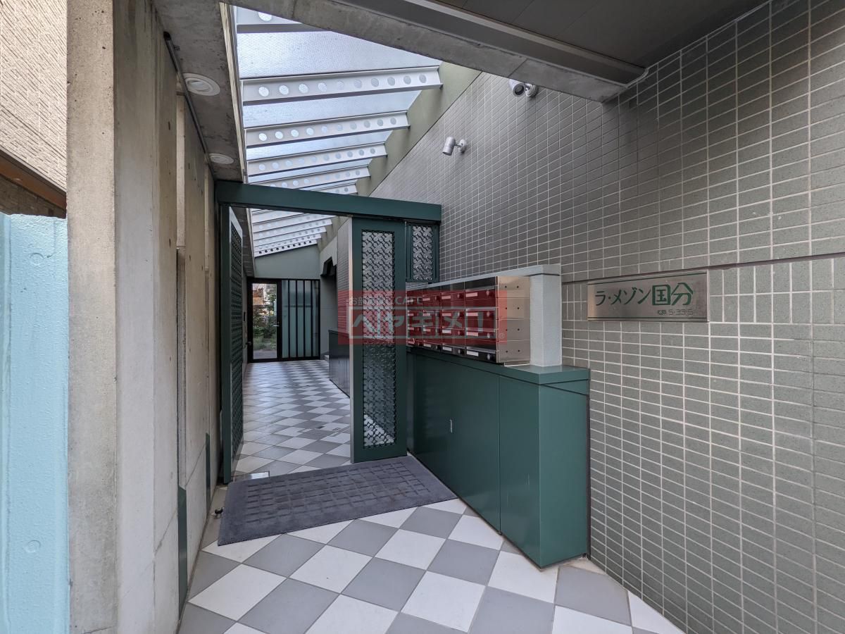 建物エントランス